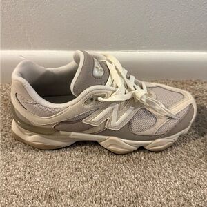 New Balance RIGHT SHOE ONLY Women's Neutral Beige & Cream Mesh Athletic Sneaker